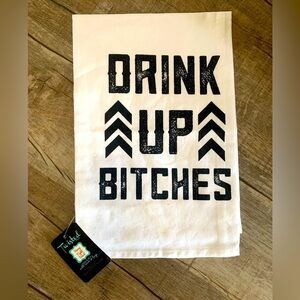 NWT Twisted Wares Hanging Kitchen Towel